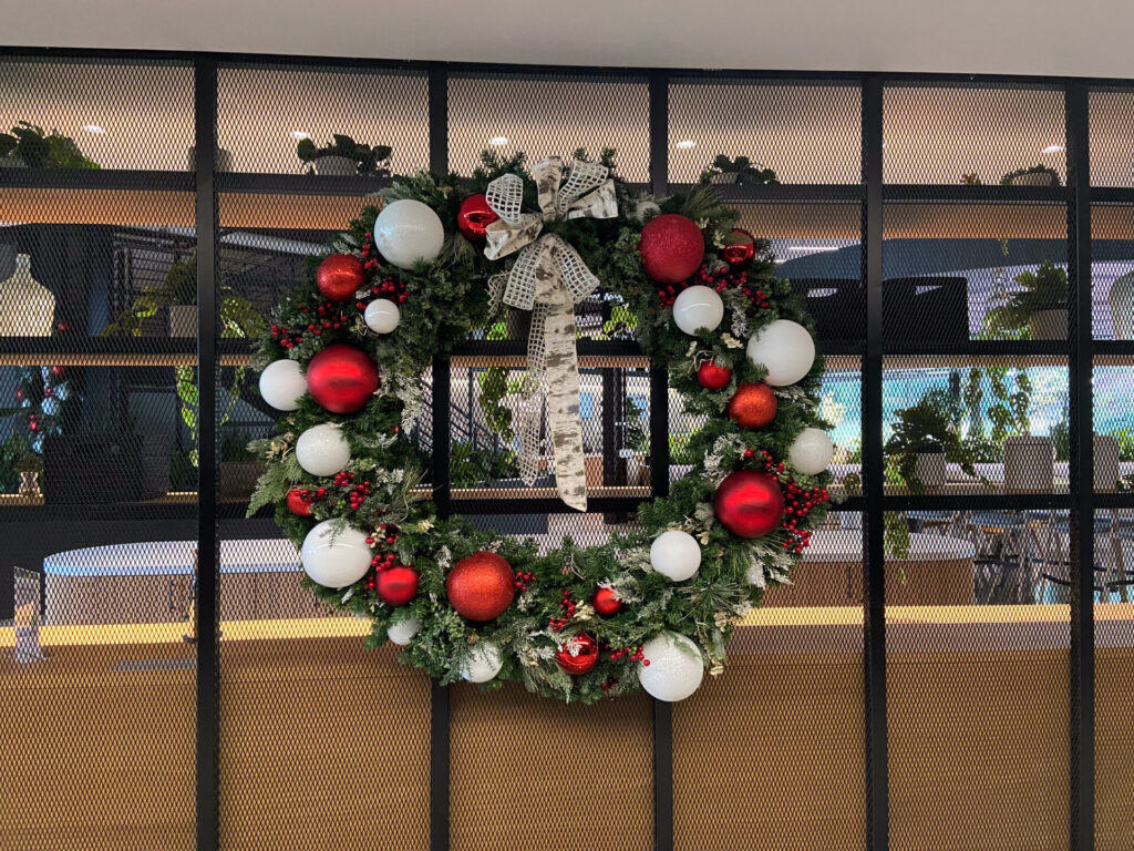 Holiday wreath décor in office